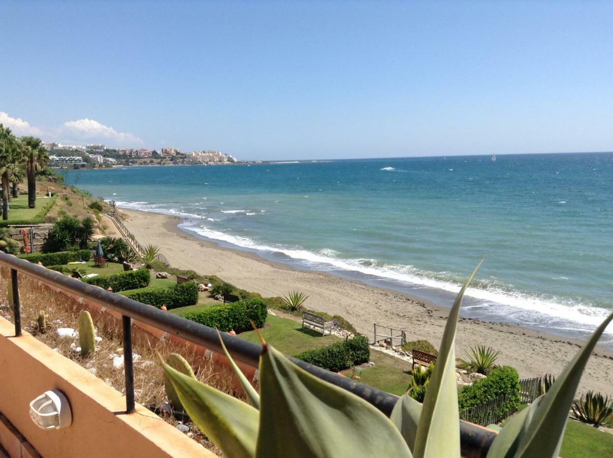 Urb Playa Azul 24 Villa Естепона Екстериор снимка