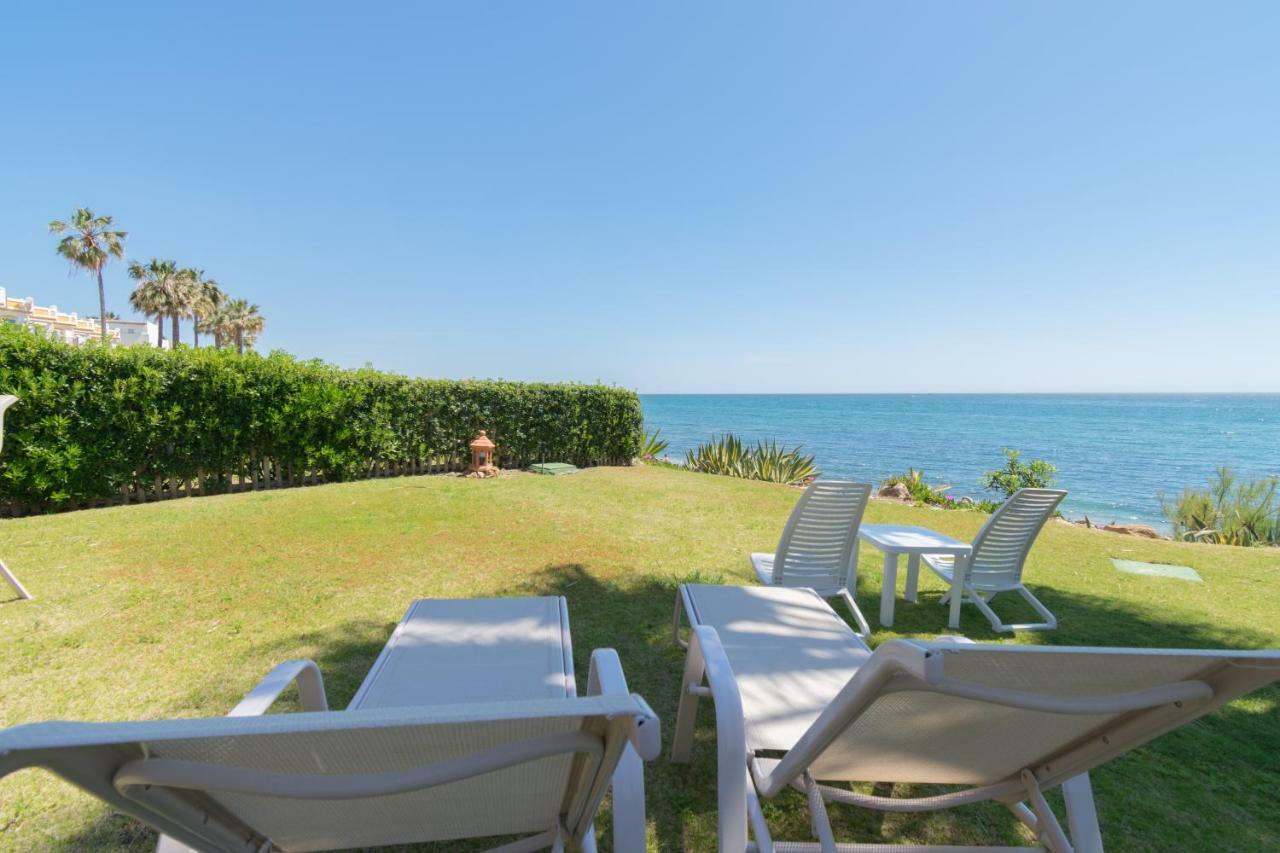 Urb Playa Azul 24 Villa Естепона Екстериор снимка