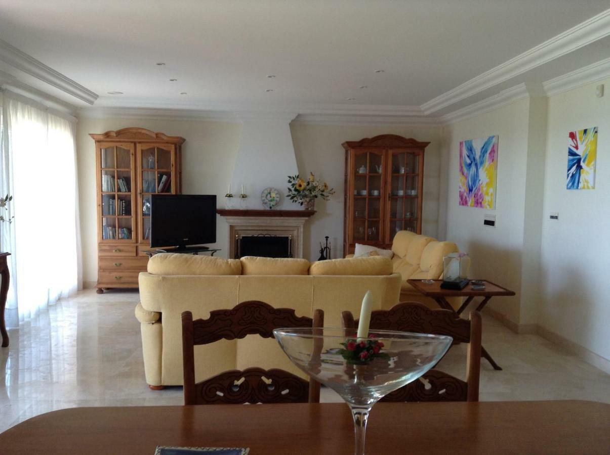 Urb Playa Azul 24 Villa Естепона Екстериор снимка