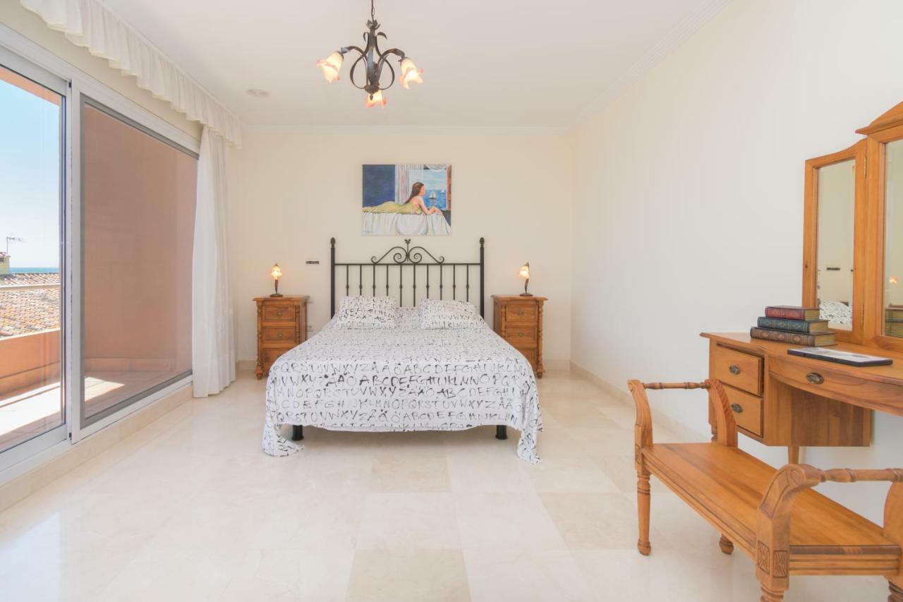 Urb Playa Azul 24 Villa Естепона Екстериор снимка