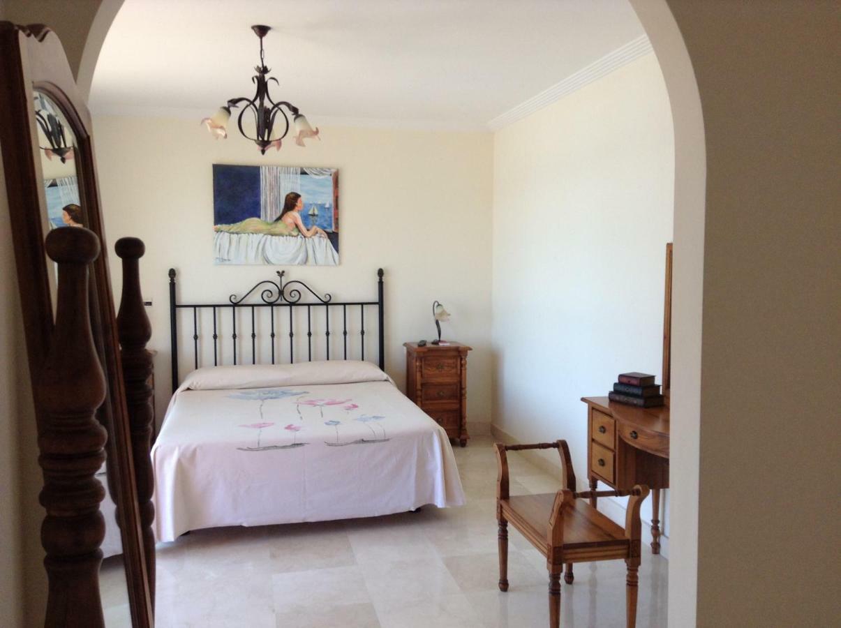 Urb Playa Azul 24 Villa Естепона Екстериор снимка